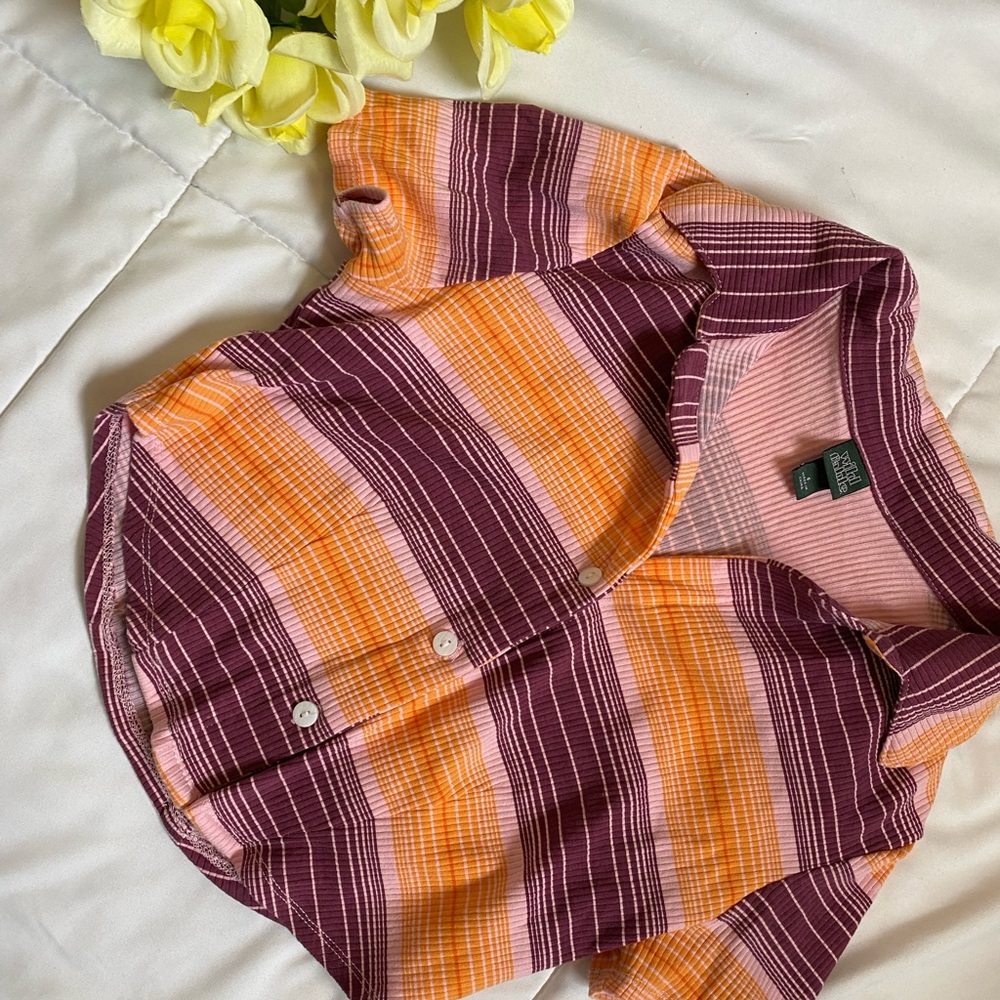 Wild fable, size small button crop top, orange and purple